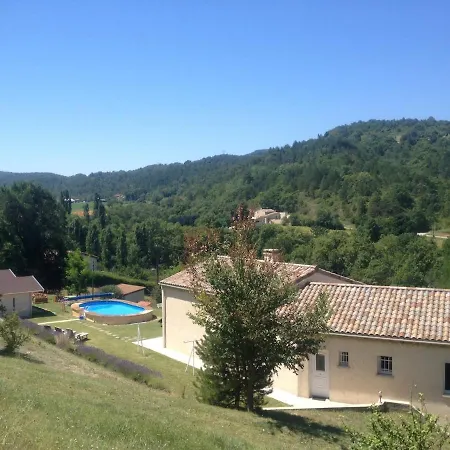 Maison De Avec Ses Petits *